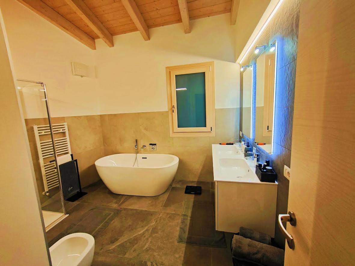 Villa Al Feudo เบรนโซเน ซูล การ์ดา ภายนอก รูปภาพ