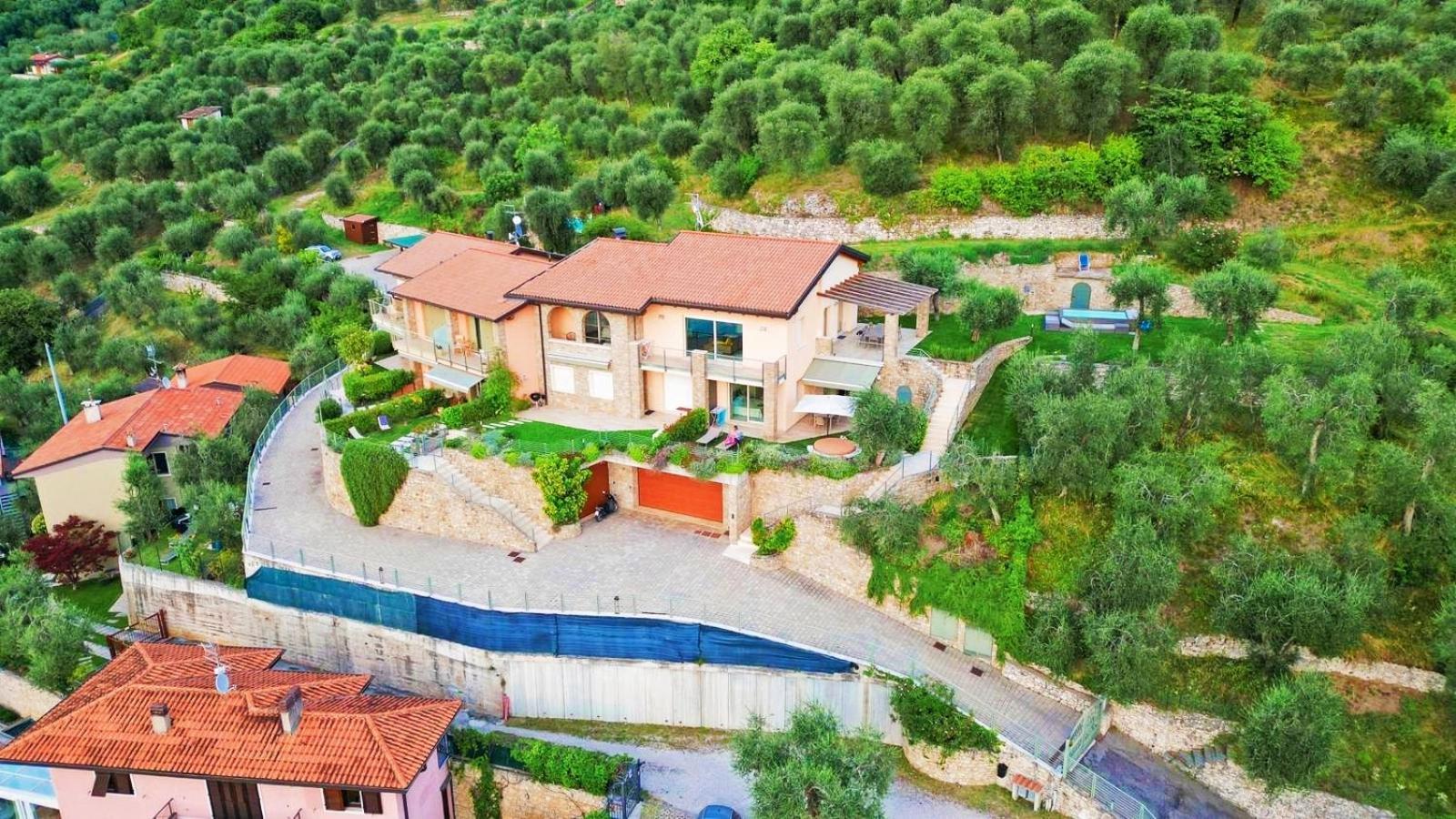 Villa Al Feudo เบรนโซเน ซูล การ์ดา ภายนอก รูปภาพ